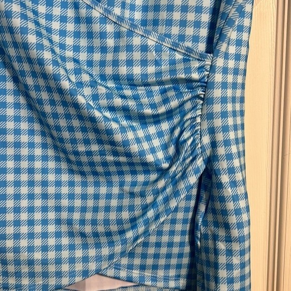 LANDS' END UPF 50 Blue White Checkered Wrap V-Neck Swim Cover-Up Rash Guard NWOT - Picture 3 of 7